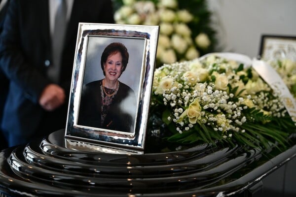 ΑΝΝΑ ΨΑΡΟΥΔΑ ΜΠΕΝΑΚΗ ΚΗΔΕΙΑ Α ΝΕΚΡΟΤΑΦΕΙΟ