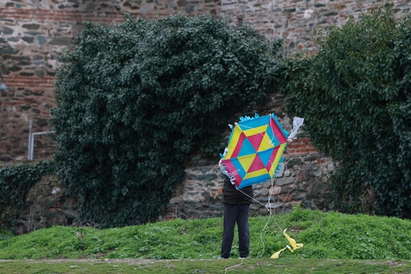 ΚΑΙΡΟΣ ΒΡΟΧΕΣ ΚΑΘΑΡΑ ΔΕΥΤΕΡΑ