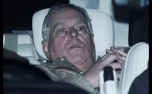 Ελεύθερος ο Άντριου μετά την ανάκριση: Η πρώτη φωτογραφία μετά τη σύλληψή του