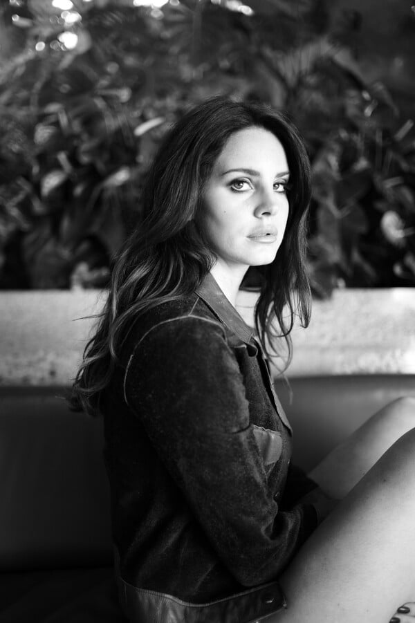 *Tι μένει όταν τελειώσει το ωραίο;/ ένα πολυπόστ του Πάνου Μιχαήλ