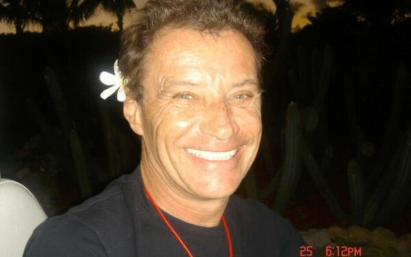 ΤΖΕΦΡΙ ΕΠΣΤΑΪΝ ΣΥΝΕΡΓΑΤΗΣ ΚΑΤΑΘΕΣΗ