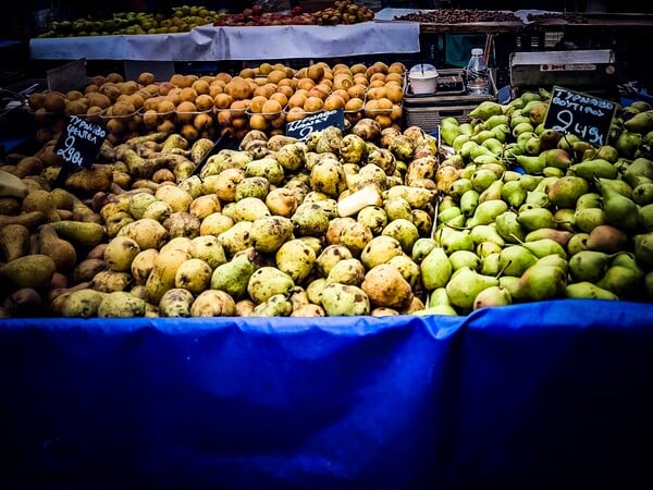 ΚΑΘΑΡΑ ΔΕΥΤΕΡΑ ΛΑΙΚΗ ΑΓΟΡΑ ΣΟΥΠΕΡ ΜΑΡΚΕΤ