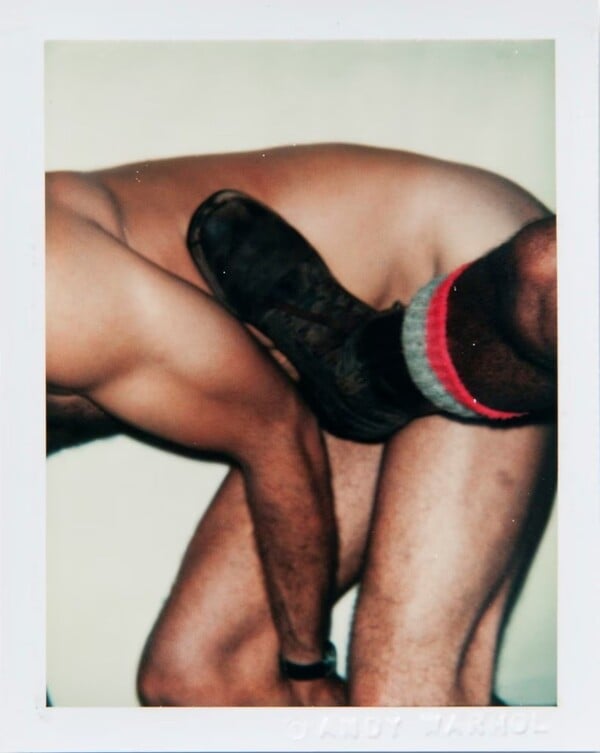 Να μη στέκεσαι ψηλά για να σε δουν, αλλά χαμηλά για να σε αγγίξουν/ ένα πολυποστ του Πάνου Μιχαήλ