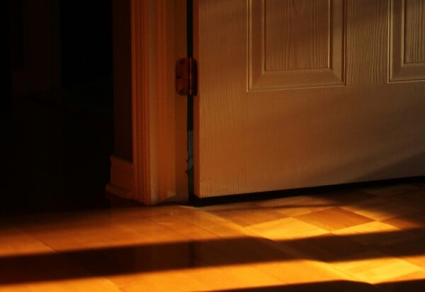 ΚΥΨΕΛΗ ΜΕ ΒΙΑΣΕ ΚΟΡΗ 64ΧΡΟΝΟΥ