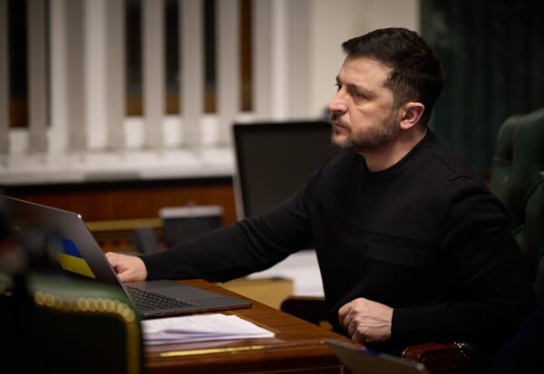 ΟΥΚΡΑΝΙΑ ΖΕΛΕΝΣΚΙ ΤΕΣΣΕΡΑ ΧΡΟΝΙΑ ΠΟΛΕΜΟΥ