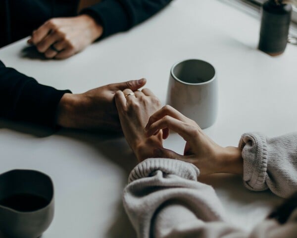 ΣΧΕΣΕΙΣ ΧΑΡΑ ΕΥΤΥΧΙΑ ΣΥΝΗΘΕΙΕΣ