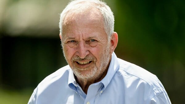 ΧΑΡΒΑΡΝΤ ΤΖΕΦΡΙ ΕΠΣΤΑΪΝ ΛΑΡΙ ΣΑΜΕΡΣ