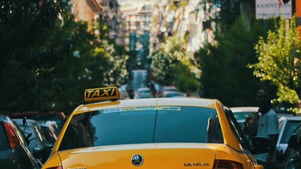 ΟΔΗΓΟΣ ΤΑΞΙ ΑΘΗΝΑ ΣΥΛΛΗΨΗ