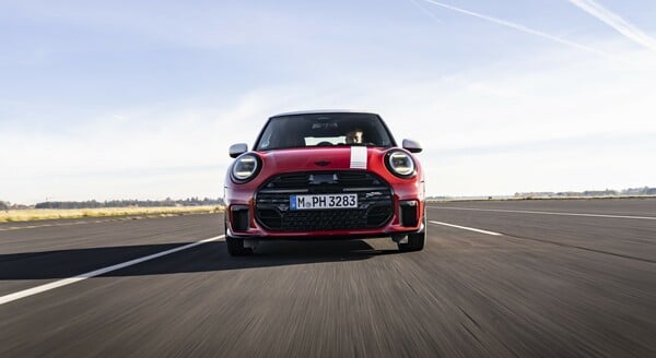 Το MINI 1965 Victory Edition έχει τη δική του ιστορία