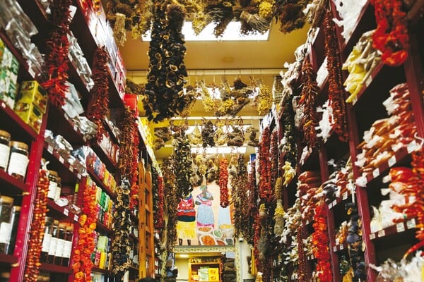 ΕΠΕΞ Βόλτα στα 10 καλύτερα delicatessen της Αθήνας