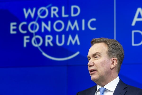 ΝΤΑΒΟΣ ΠΑΓΚΟΣΜΙΟ ΟΙΚΟΝΟΜΙΚΟ ΦΟΡΟΥΜ ΤΖΕΦΡΙ ΕΠΣΤΑΙΝ ΜΠΟΡΓΚΕ ΜΠΡΕΝΤΕ