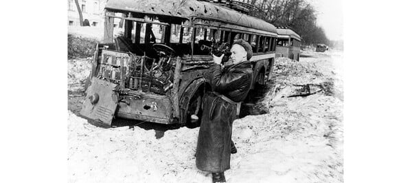 Το πραγματικό και οι μύθοι της μνήμης μέσα από την εικόνα.