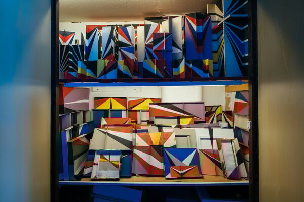 Όπυ Ζούνη: Μέσα στο σπίτι και το ατελιέ της  