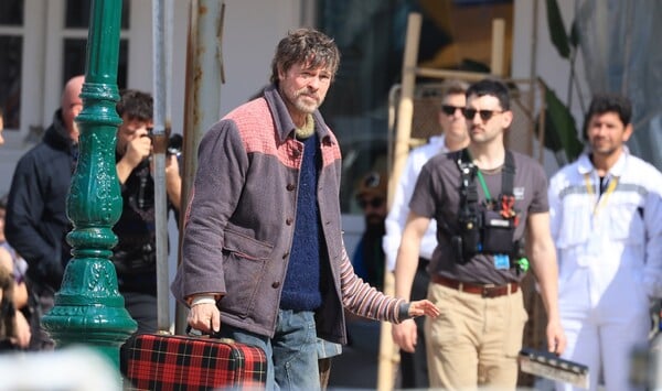 Βίντεο και φωτογραφίες του Μπραντ Πιτ στην Ύδρα