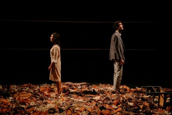 Τα τρένα που φύγαν, αγάπες μου πήρανε