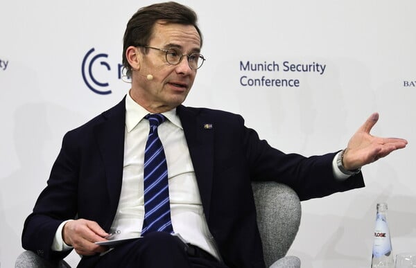 ΣΟΥΗΔΙΑ ΠΥΡΗΝΙΚΑ ΟΠΛΑ ΠΟΛΕΜΟΣ