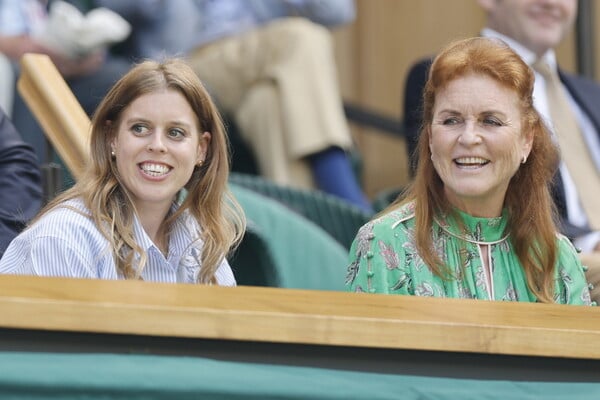 ΤΖΕΦΡΙ ΕΠΣΤΑΪΝ ΑΝΤΡΙΟΥ ΠΡΙΓΚΙΠΙΣΣΑ ΒΕΑΤΡΙΚΗ