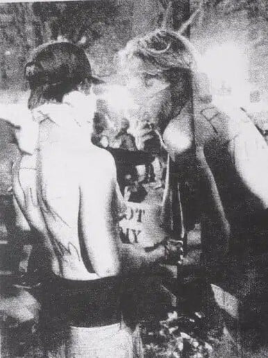 *Σαν φίδι πάνω στο δέρμα/ ένα πολυπόστ του Πάνου Μιχαήλ