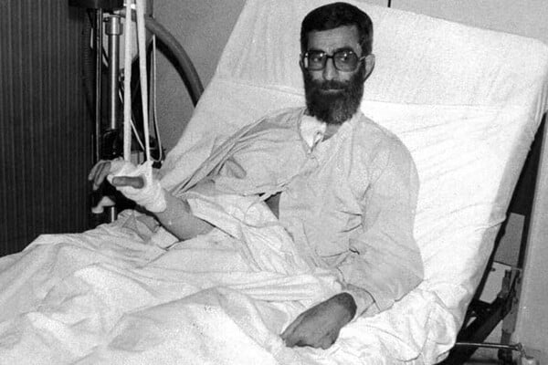 Αγιατολάχ Αλί Χαμενεΐ (1939-2026): Ο σκιώδης παντοδύναμος η γέτης του Ιράν