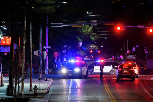 ΤΕΞΑΣ ΠΥΡΟΒΟΛΙΣΜΟΙ ΜΠΑΡ