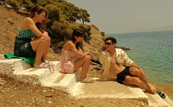 Οι Callas έφτιαξαν μια DIY οδύσσεια τσέπης 