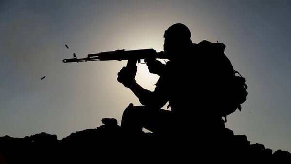 ΙΡΑΝ ΦΡΟΥΡΟΙ ΤΗΣ ΕΠΑΝΑΣΤΑΣΗΣ