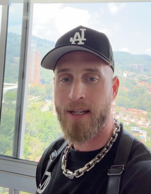 Chet Hanks: «Free me» από την Κολομβία – Μπλόκο επιστροφής λόγω διαβατηρίου