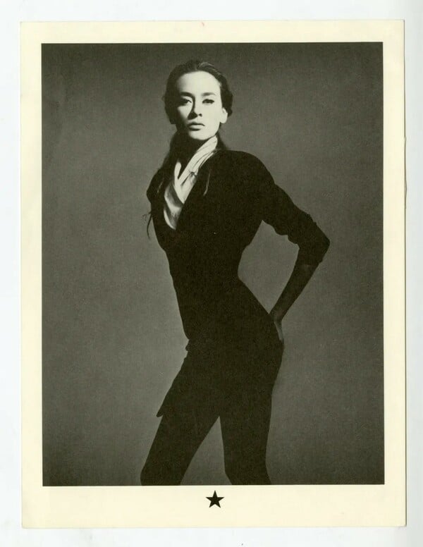 Οι Antwerp Six επιστρέφουν στην Αμβέρσα: Μια σπάνια έκθεση 40 χρόνια μετά την επανάσταση της βελγικής μόδας