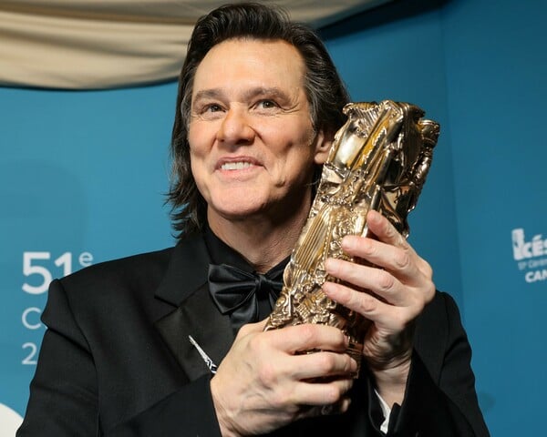 Η εμφάνιση του Jim Carrey στα César έγινε viral θεωρία συνωμοσίας — Τι απαντούν διοργάνωση και εκπρόσωποι