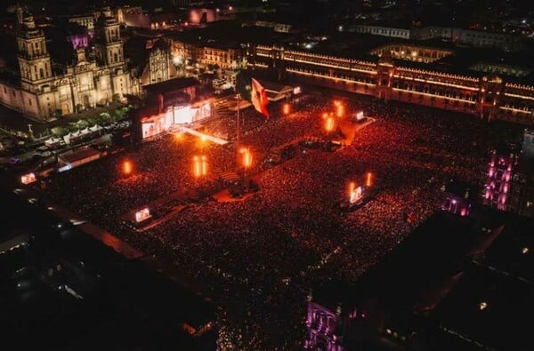 Η Shakira και η εποχή των mega δωρεάν συναυλιών στη Λατινική Αμερική