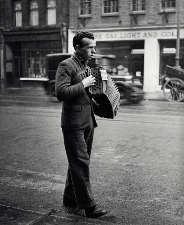  Ανασυνθέτοντας την φωτογράφο Edith Tudor-Hart μέσα από μια φεμινιστική οπτική