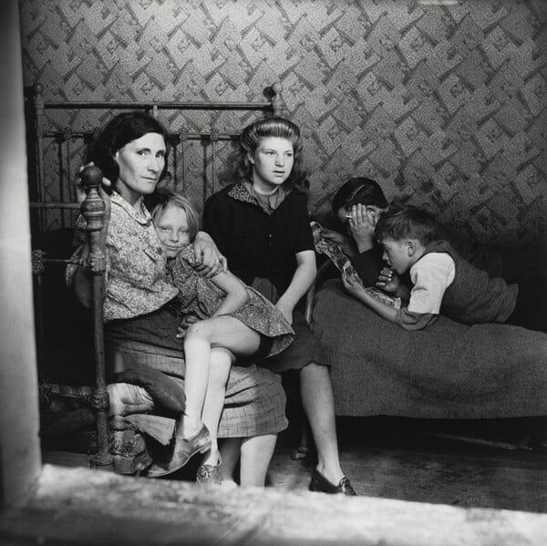  Ανασυνθέτοντας την φωτογράφο Edith Tudor-Hart μέσα από μια φεμινιστική οπτική