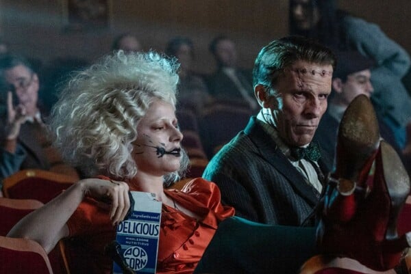 Η Maggie Gyllenhaal αποκαλύπτει: «Η Warner μού είπε ότι δεν μπορώ να βάλω τον Frankenstein να γλείφει μαύρο εμετό από τον λαιμό της Νύφης»