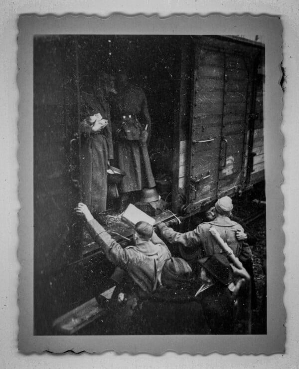 ΚΑΙΣΑΡΙΑΝΗ ΦΩΤΟΓΡΑΦΙΕΣ ΕΚΤΕΛΕΣΗ 200 ΥΠΟΥΡΓΕΙΟ ΠΟΛΙΤΙΣΜΟΥ