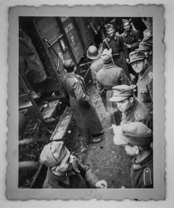 ΚΑΙΣΑΡΙΑΝΗ ΦΩΤΟΓΡΑΦΙΕΣ ΕΚΤΕΛΕΣΗ 200 ΥΠΟΥΡΓΕΙΟ ΠΟΛΙΤΙΣΜΟΥ