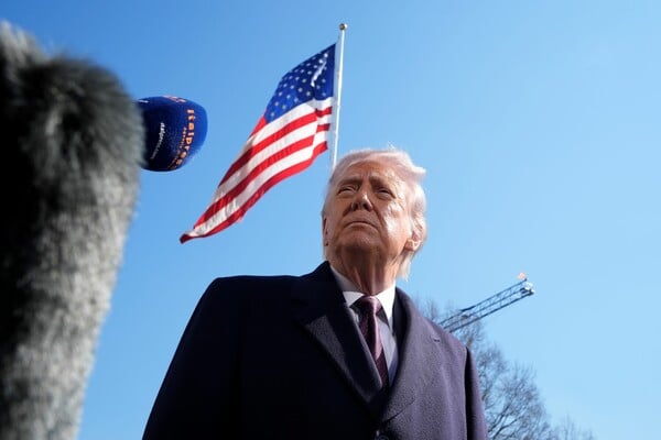 ΠΟΛΕΜΟΣ ΜΕΣΗ ΑΝΑΤΟΛΗ ΗΠΑ ΙΡΑΝ ΤΡΑΜΠ