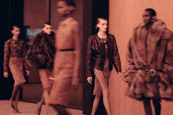 H πολυτέλεια που διασκεδάζει ή απλά επιδεικνύεται