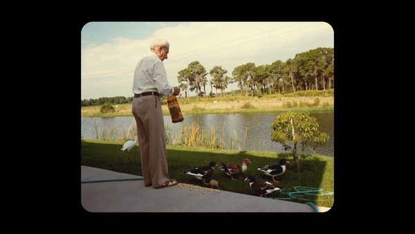 Ένα ντοκιμαντέρ για τη μυθιστορηματική ζωή του ρεμπέτη Γιώργου Κατσαρού