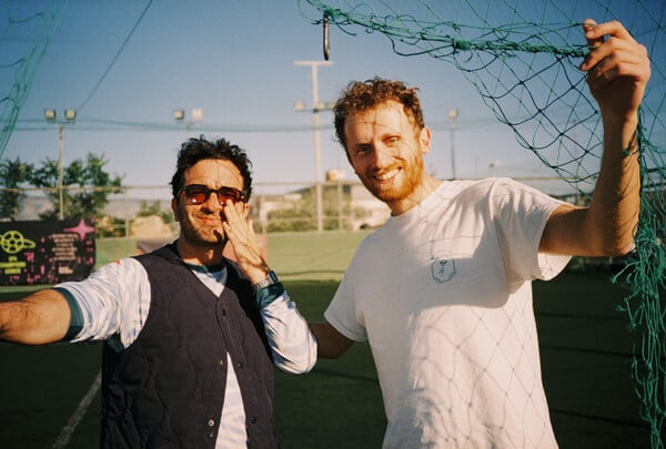 Ο τρυφερός, αναλογικός κόσμος της Ληλένας Μαρίνου