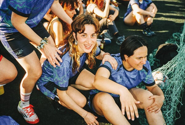 Sisterhoods: Κοινότητες που σε βοηθάνε να εξελιχθείς 