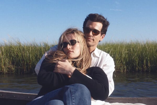 ΤΖΟΝ ΚΕΝΕΝΤΙ ΤΖΟΥΝΙΟΡ ΝΤΑΡΙΛ ΧΑΝΑ ΚΑΡΟΛΙΝ ΜΠΕΣΕΤ