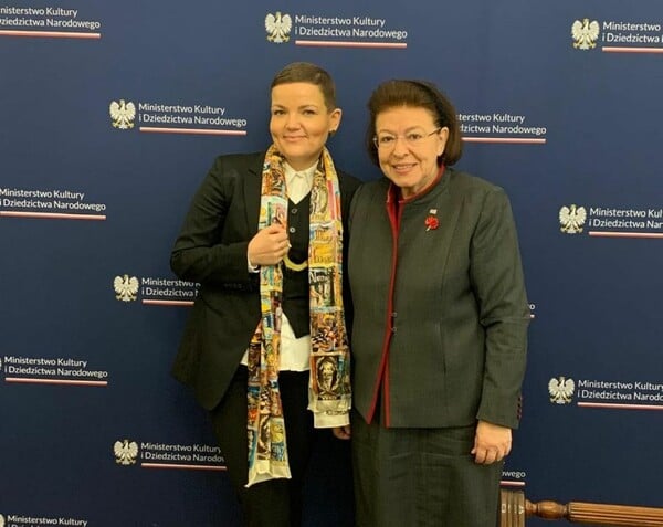 Η Λίνα Μενδώνη συναντήθηκε με την υπουργό Πολιτισμού και Εθνικής Κληρονομιάς της Πολωνίας