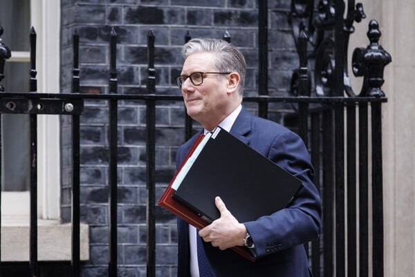 ΚΙΡ ΣΤΑΡΜΕΡ ΗΝΩΜΕΝΟ ΒΑΣΙΛΕΙΟ ΝΤΟΝΑΛΝΤ ΤΡΑΜΠ ΙΡΑΝ