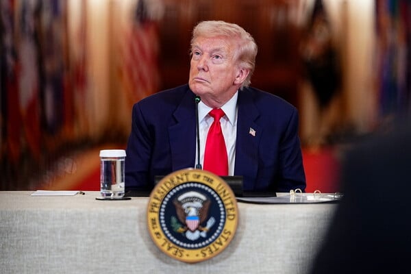 ΝΤΟΝΑΛΝΤ ΤΡΑΜΠ ΙΡΑΝ ΜΕΣΗ ΑΝΑΤΟΛΗ