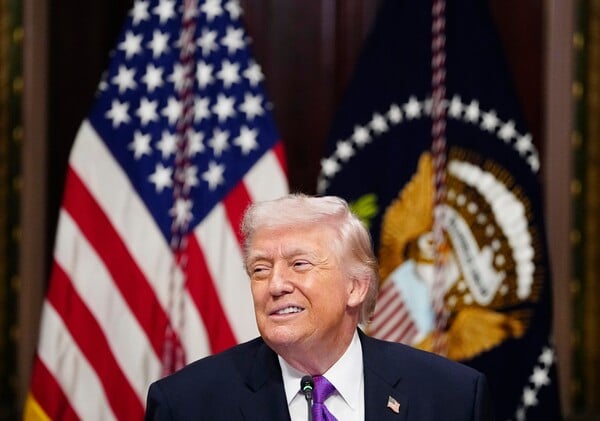 ΝΤΟΝΑΛΝΤ ΤΡΑΜΠ ΙΡΑΝ ΠΟΛΕΜΟΣ ΜΕΣΗ ΑΝΑΤΟΛΗ