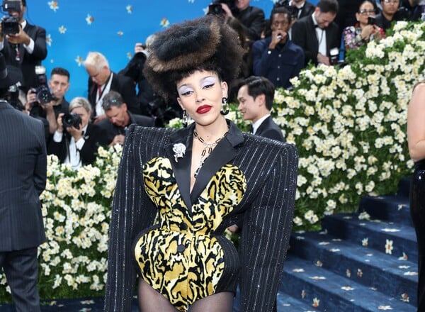 ΤΙΜΟΤΕ ΣΑΛΑΜΕ DOJA CAT ΟΠΕΡΑ ΜΠΑΛΕΤΟ