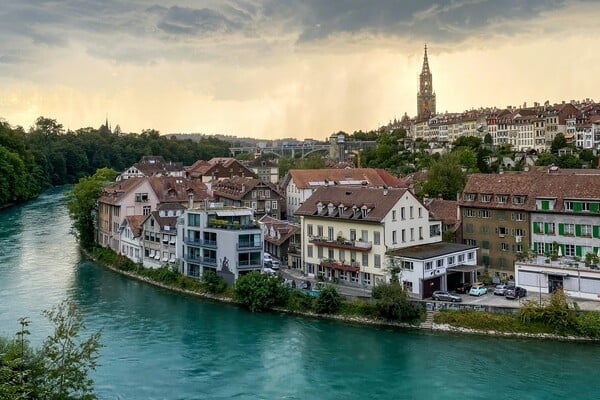 ΕΛΒΕΤΙΑ ΔΗΜΟΨΗΦΙΣΜΑ ΦΟΡΟΛΟΓΙΑ