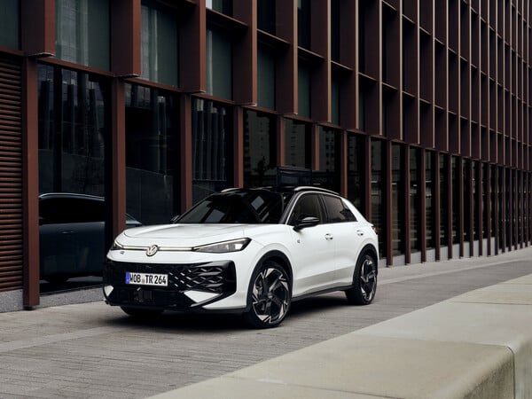 Το νέο Volkswagen T-Roc ανεβάζει τον πήχη στην κατηγορία των compact SUV