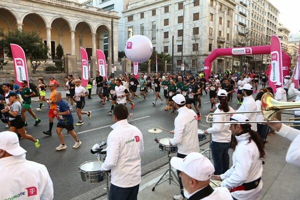 14ος Ημιμαραθώνιος της Αθήνας: Δυναμικό παρών έδωσε η COSMOTE TELEKOM