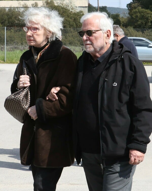 Συγκίνηση στο τελευταίο «αντίο» στον Χρήστο Βαλαβανίδη